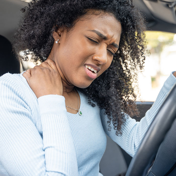 neck pain chiropractor in Knoxville